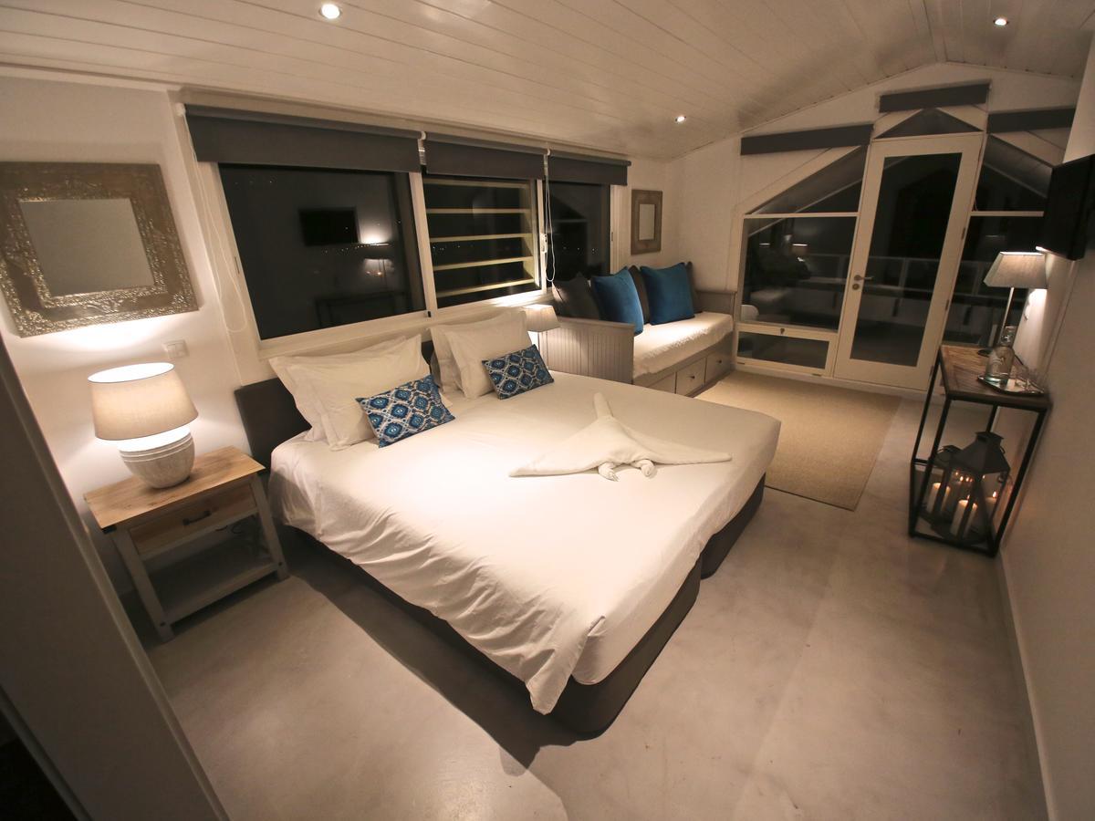 Manta Ray Lodge Horta  Eksteriør billede