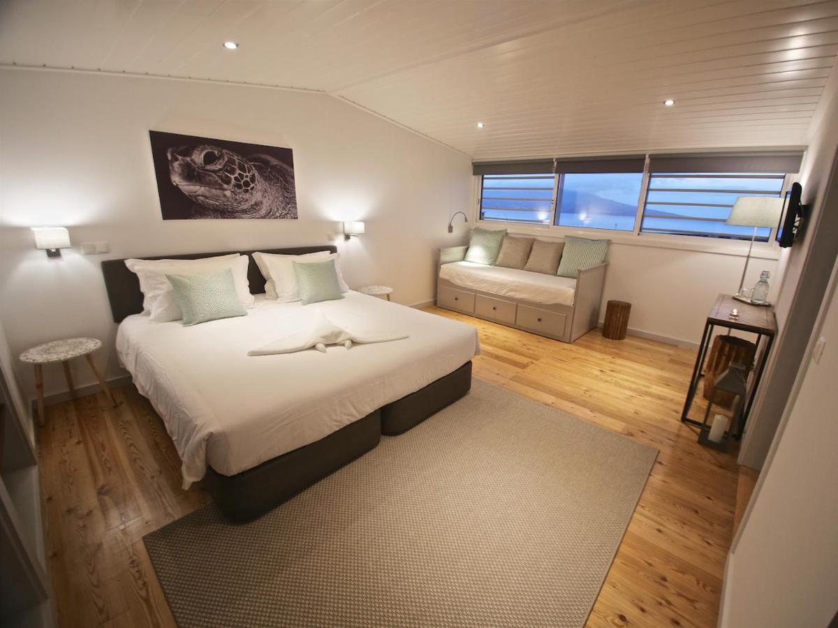 Manta Ray Lodge Horta  Eksteriør billede